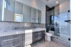 Salle de bains attenante à la CCP - 