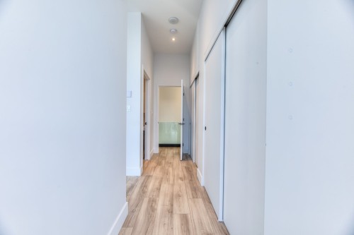 Mud Room - Ph4514-435 Boul. René-Lévesque O., Montréal (Ville-Marie), QC - Indoor Photo Showing Other Room