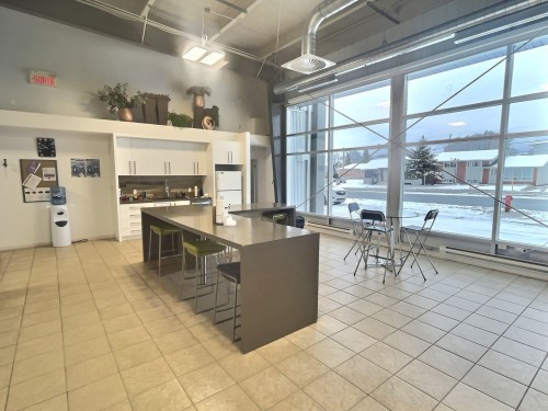 Cuisine - 325 Boul. Rideau, Rouyn-Noranda, QC - Indoor