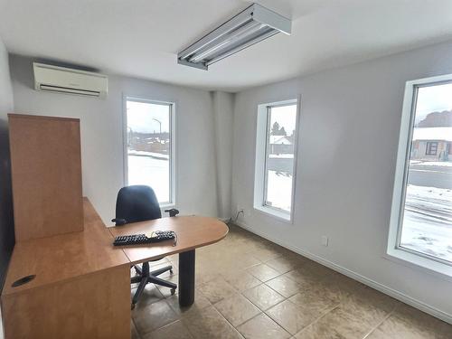 Bureau - 325 Boul. Rideau, Rouyn-Noranda, QC - Indoor Photo Showing Office