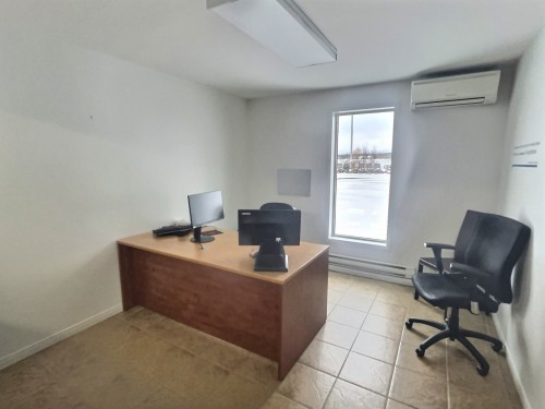 Bureau - 325 Boul. Rideau, Rouyn-Noranda, QC - Indoor Photo Showing Office