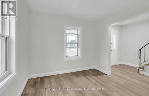 413 Cumberland Street, Cornwall, ON - Indoor Photo Showing Other Room