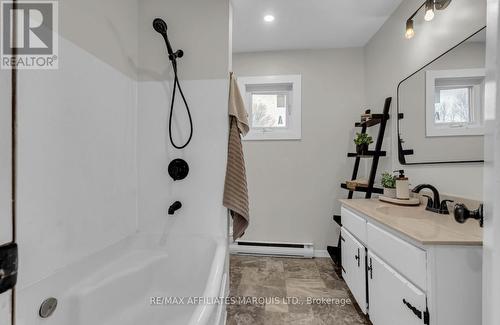 413 Cumberland Street, Cornwall, ON - Indoor