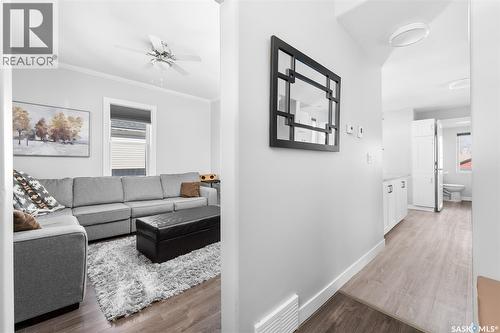 1129 3Rd Avenue Ne, Moose Jaw, SK - Indoor