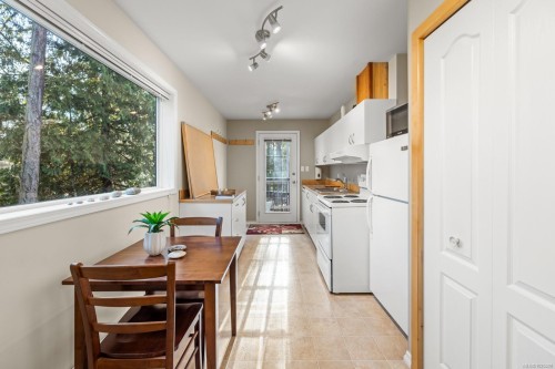 77 Chilco Ridge Pl, View Royal, BC 