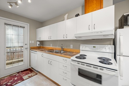 77 Chilco Ridge Pl, View Royal, BC 