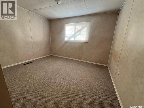 400 Reed Street, Morse, SK - Indoor Photo Showing Other Room