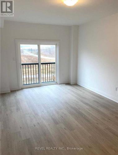 1493 Purchase Place, Innisfil, ON - Indoor Photo Showing Other Room