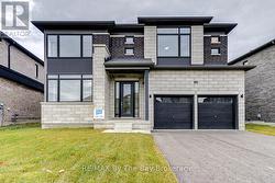 164 ROSANNE CIRCLE  Wasaga Beach, ON L9Z 0N1