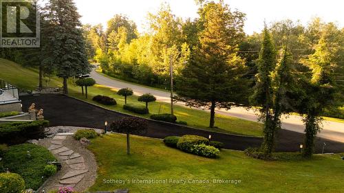 12 Matson Drive, Caledon (Palgrave), ON - Outdoor