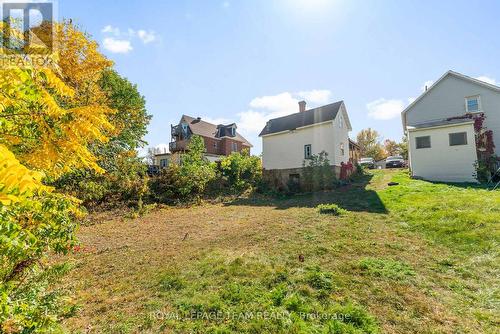 475 Pembroke Street W, Pembroke, ON - Outdoor