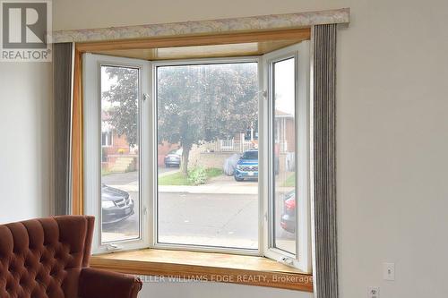 149 Ivon Avenue, Hamilton, ON - Indoor Photo Showing Other Room