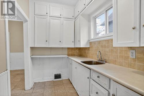 50 Ridout Street, Kawartha Lakes, ON - Indoor Photo Showing Kitchen
