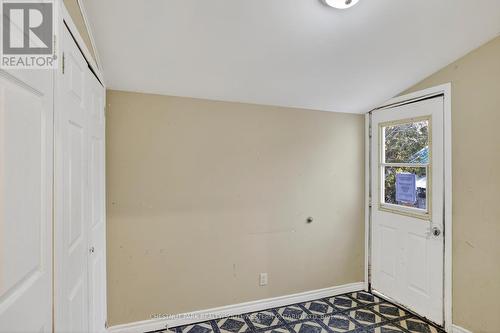 50 Ridout Street, Kawartha Lakes, ON - Indoor Photo Showing Other Room