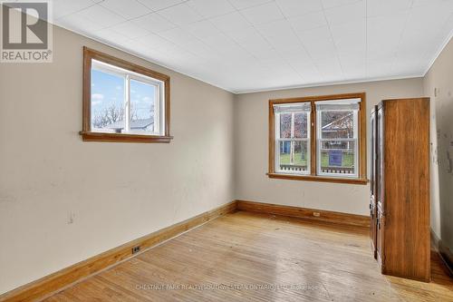 50 Ridout Street, Kawartha Lakes, ON - Indoor Photo Showing Other Room