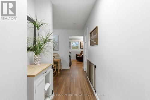 38 Golden Orchard Drive, Hamilton, ON - Indoor Photo Showing Other Room