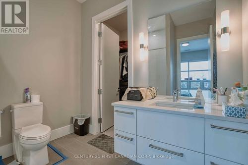 303 - 1705 Fiddlehead Place, London North (North R), ON - Indoor Photo Showing Bathroom