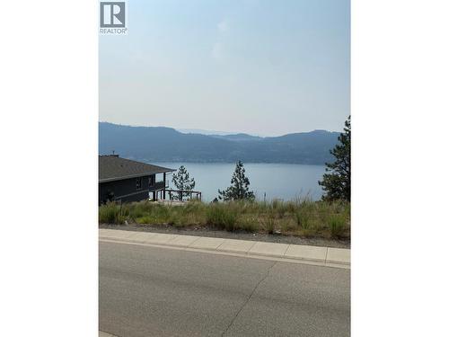 8816 Stonington Road, Vernon, BC 