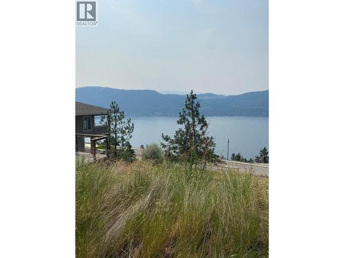 8816 Stonington Road, Vernon, BC 