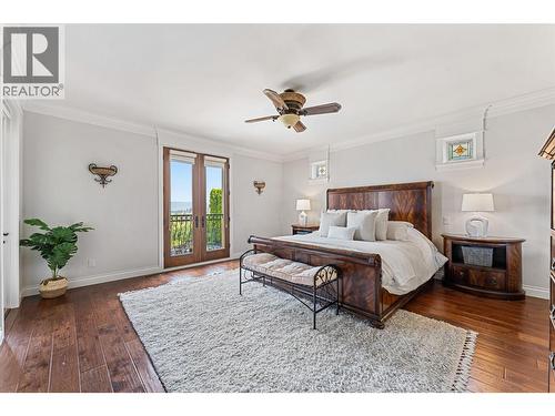 660 Almandine Court, Kelowna, BC - Indoor Photo Showing Bedroom