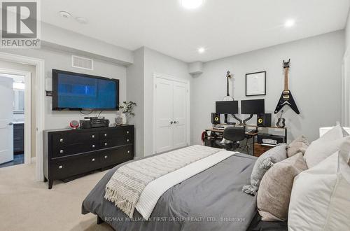 1682 Heathside Crescent, Pickering, ON - Indoor Photo Showing Bedroom