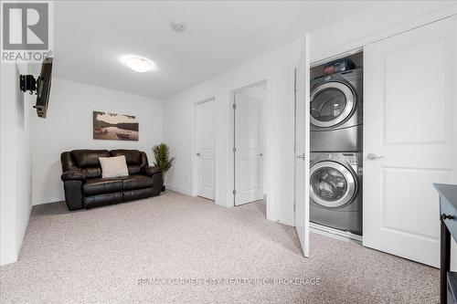 45 Hemlock Way, Grimsby (Grimsby West), ON - Indoor Photo Showing Laundry Room