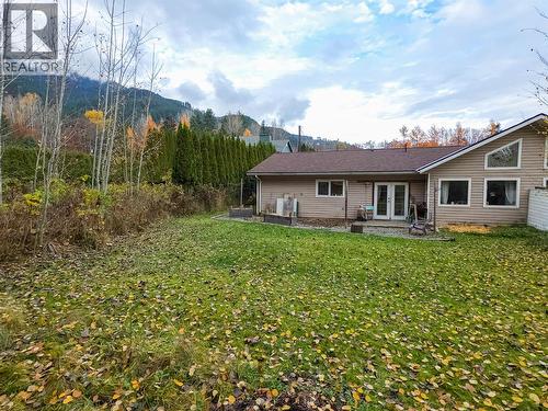 661A C Avenue, Kaslo, BC - Outdoor