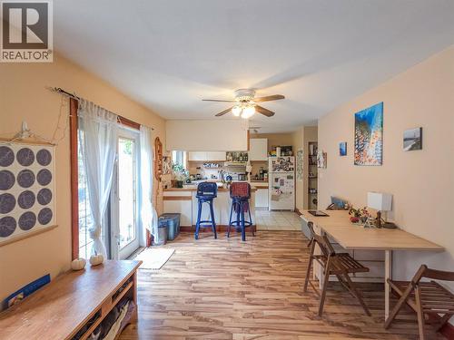 661A C Avenue, Kaslo, BC - Indoor Photo Showing Dining Room