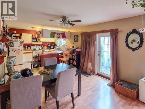 661A C Avenue, Kaslo, BC - Indoor Photo Showing Dining Room