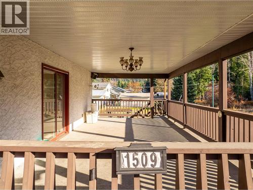 1509 Mountain View Drive, Revelstoke, BC - Outdoor With Deck Patio Veranda With Exterior