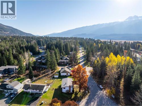 1509 Mountain View Drive, Revelstoke, BC - Outdoor With View