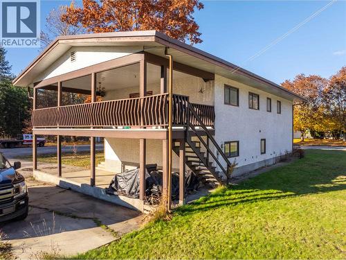 1509 Mountain View Drive, Revelstoke, BC - Outdoor