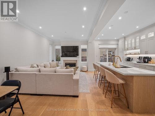 117 Wildberry Crescent, Vaughan, ON - Indoor With Fireplace