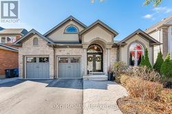 93 VAUGHAN STREET  Guelph (Clairfields/Hanlon Business Park), ON N1G 0B3