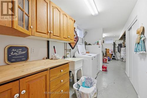 237 Mohawk Road, Oakville, ON - Indoor Photo Showing Laundry Room