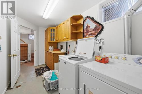 237 Mohawk Road, Oakville, ON - Indoor Photo Showing Laundry Room
