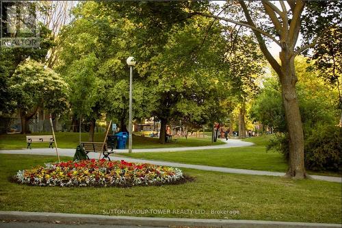 507 - 840 St. Clair Avenue W, Toronto, ON - Outdoor