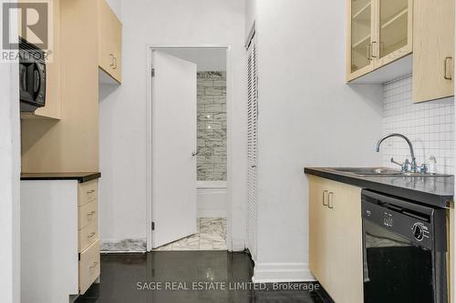 213 - 70 Alexander Street, Toronto, ON - Indoor