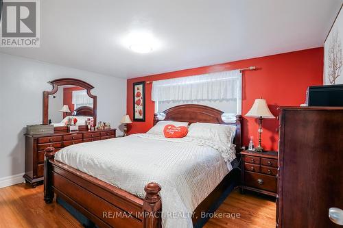 415 Jane Avenue, Oshawa, ON - Indoor Photo Showing Bedroom