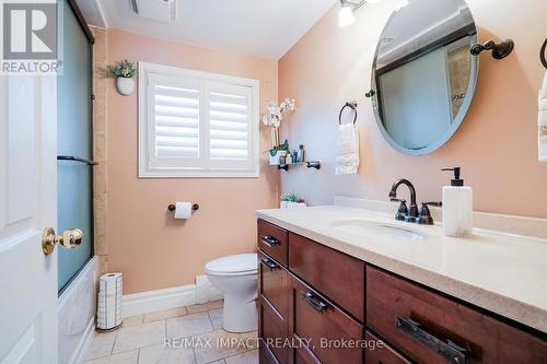 415 Jane Avenue, Oshawa, ON - Indoor Photo Showing Bathroom