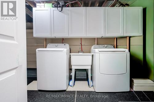 415 Jane Avenue, Oshawa, ON - Indoor Photo Showing Laundry Room