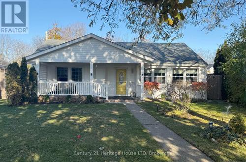 Welcome to 662 Lakeshore Rd W! - 662 Lakeshore Road, Fort Erie (Lakeshore), ON - Outdoor