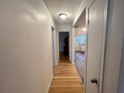 Passageway - 7-658 Av. Mercille, Saint-Lambert, QC - Indoor Photo Showing Other Room