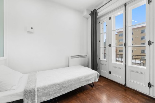 Office - 7-135 Rue Ste-Anne, Québec (La Cité-Limoilou), QC - Indoor Photo Showing Bedroom