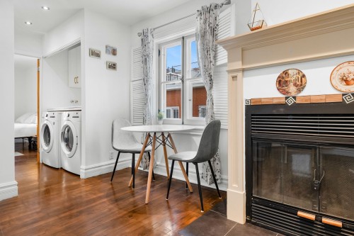 Dinette - 7-135 Rue Ste-Anne, Québec (La Cité-Limoilou), QC - Indoor Photo Showing Laundry Room