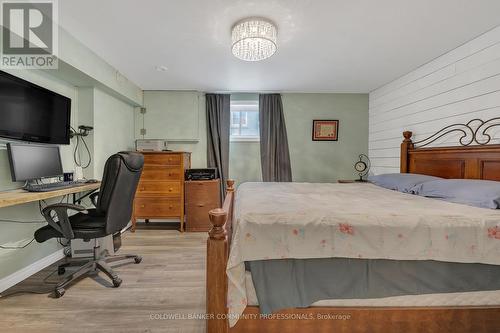 bedroom 3 - 446 East 36Th Street, Hamilton, ON - Indoor Photo Showing Bedroom