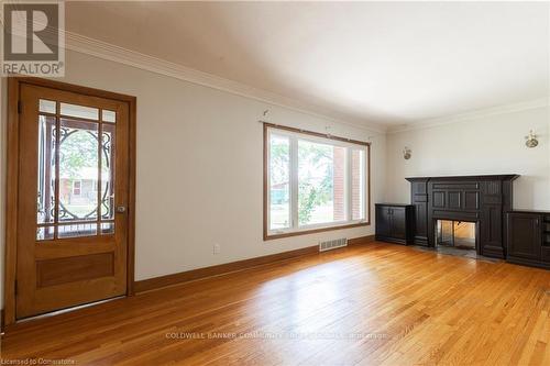 18 Masterson Drive, St. Catharines, ON - Indoor Photo Showing Living Room With Fireplace