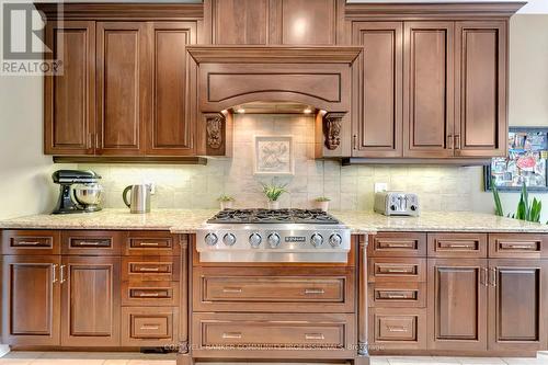 46 Orr Crescent, Hamilton, ON - Indoor Photo Showing Kitchen With Upgraded Kitchen