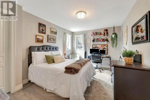 46 Orr Crescent, Hamilton, ON - Indoor Photo Showing Bedroom
