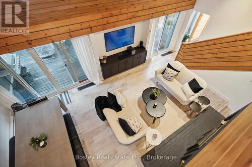 101 St Moritz Crescent, Blue Mountains, ON - Indoor Photo Showing Other Room